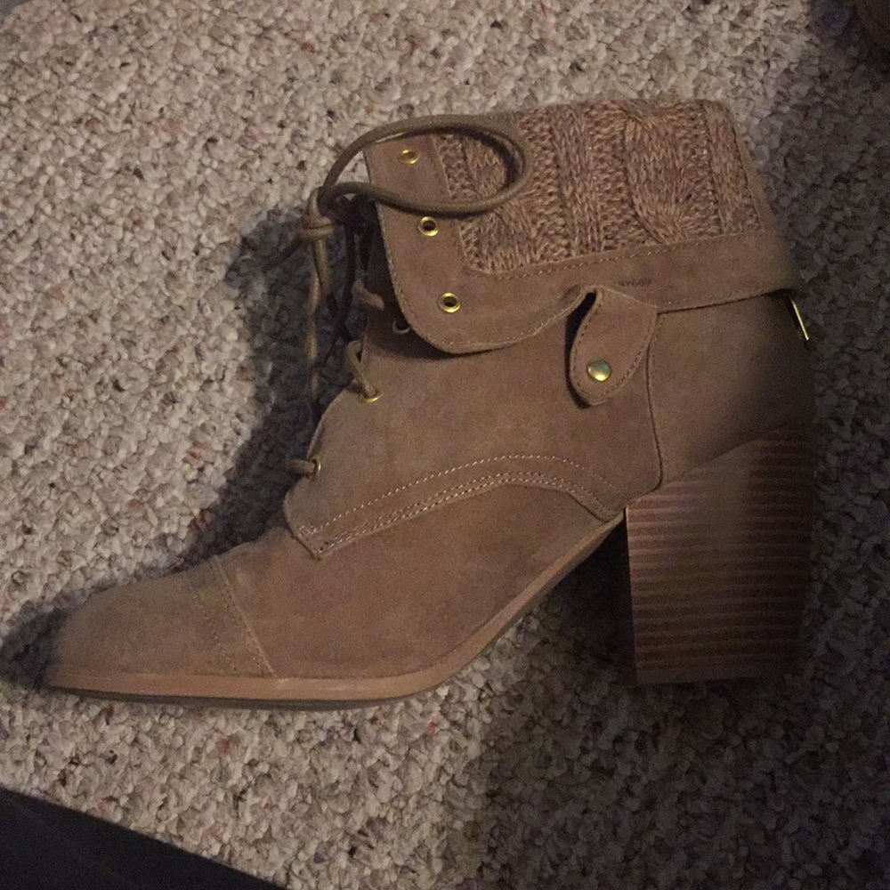 Boots!